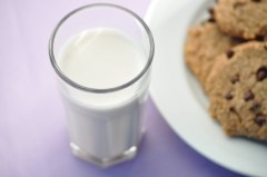 milk-and-cookie